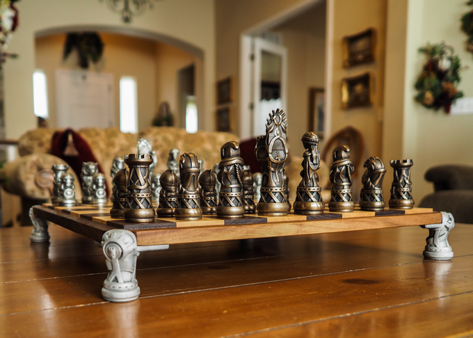 3D Printed Molds for Pieces in Throne of Kings Chess Set (3dprint.com)